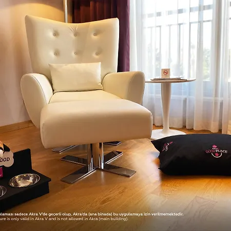 Hotel Akra V - Access To Akra 4*