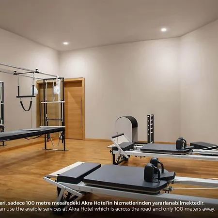 Akra V - Access To Akra Hotel 4*